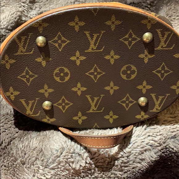 Bucket purse Louis Vuitton - Picture 4 of 6
